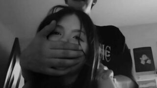 Wag ka Nang Umungol Baka Marinig Tayo ni Angkol